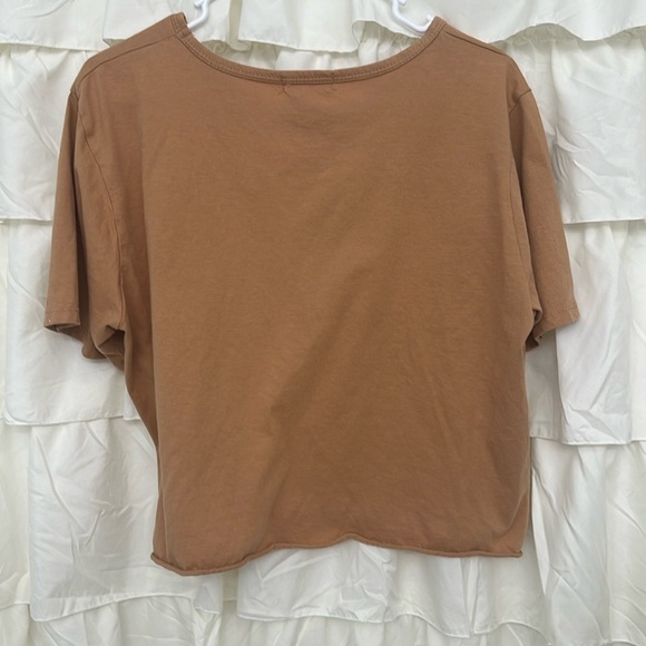 Altar’d State distressed cropped lion tee - Picture 5 of 5